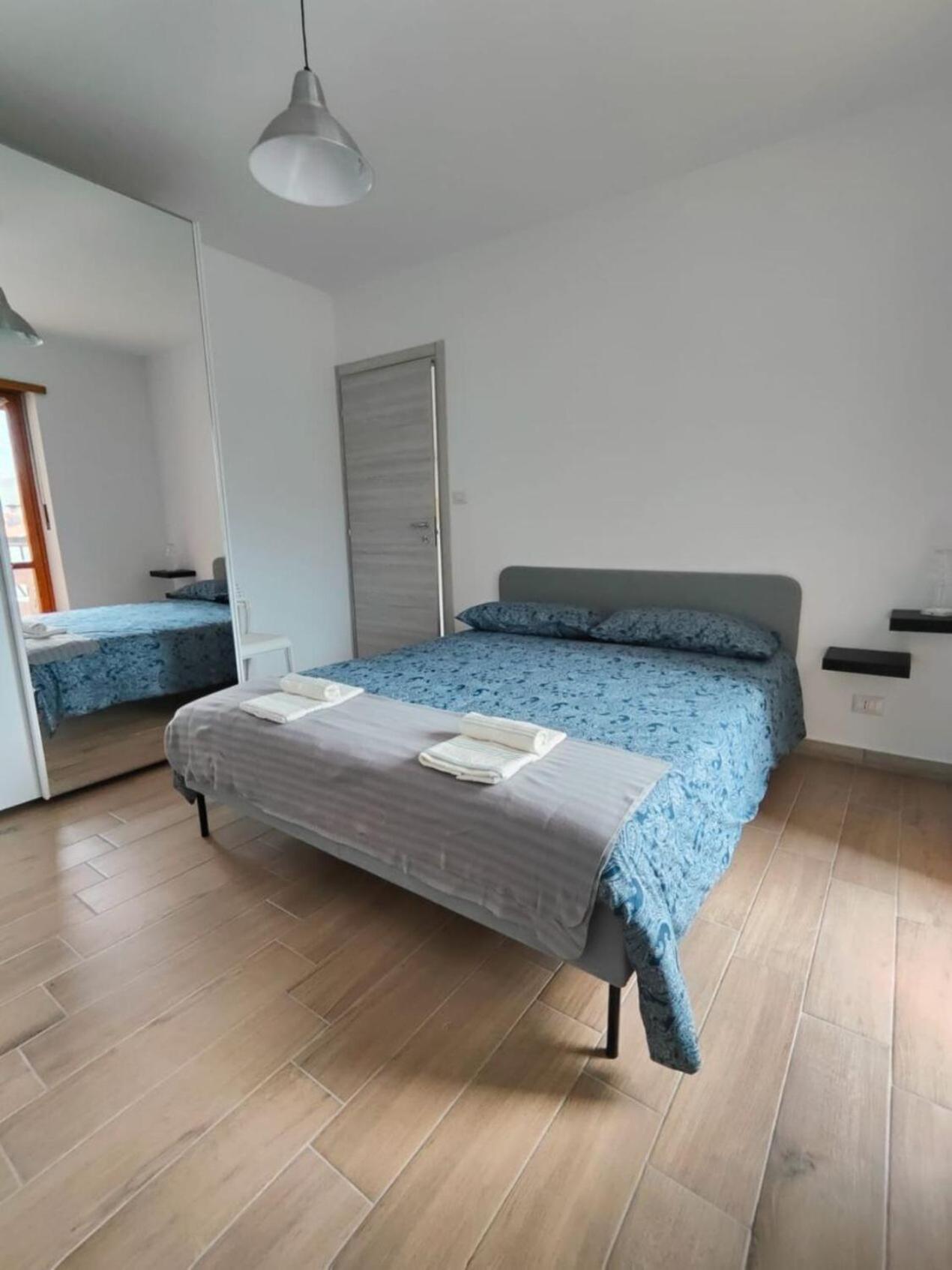 Casa Con Terrazzo E Vista Apartment Chiomonte Luaran gambar
