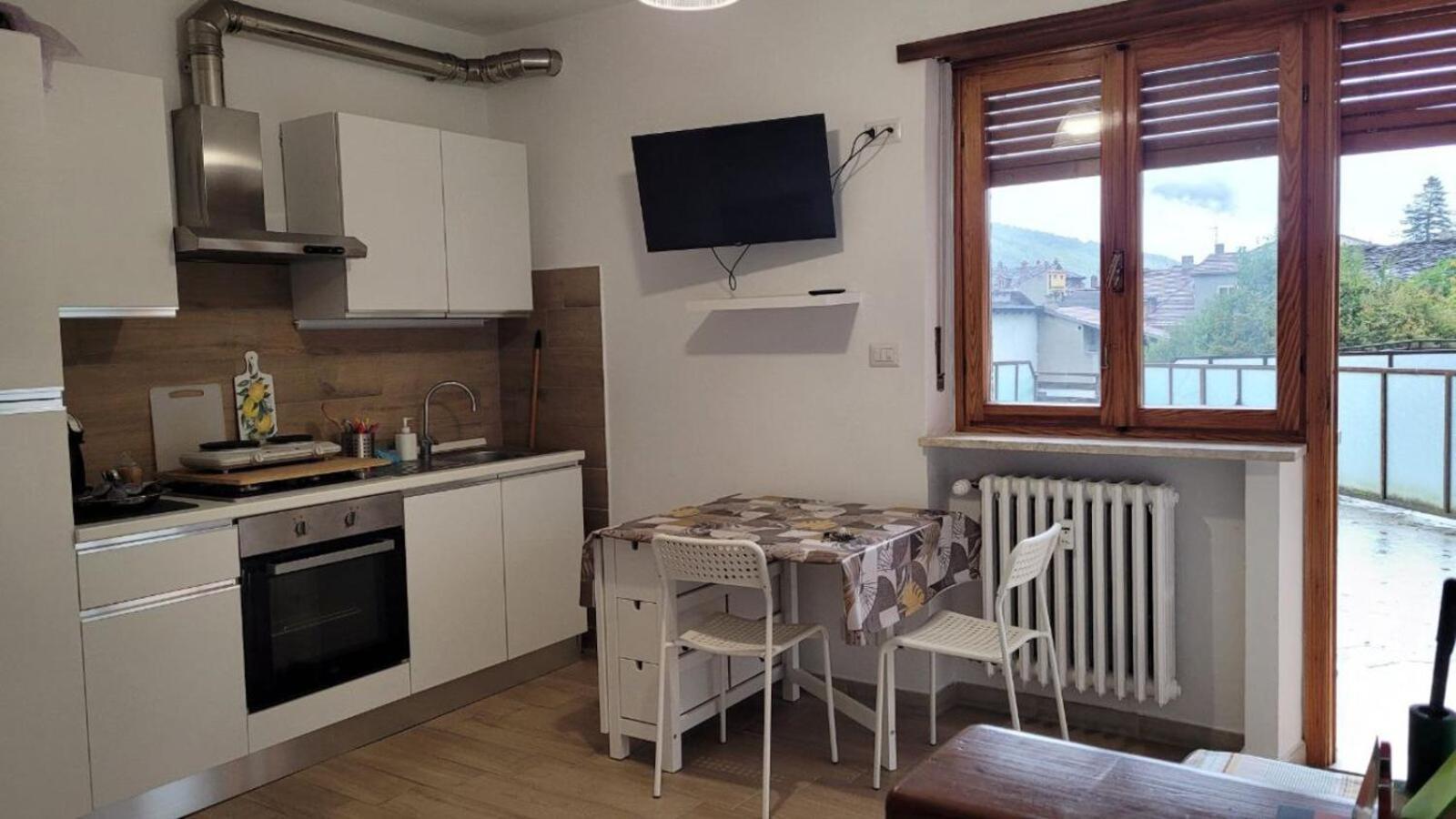 Casa Con Terrazzo E Vista Apartment Chiomonte Luaran gambar